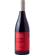 Between Five Bells Pinot Wine 2021